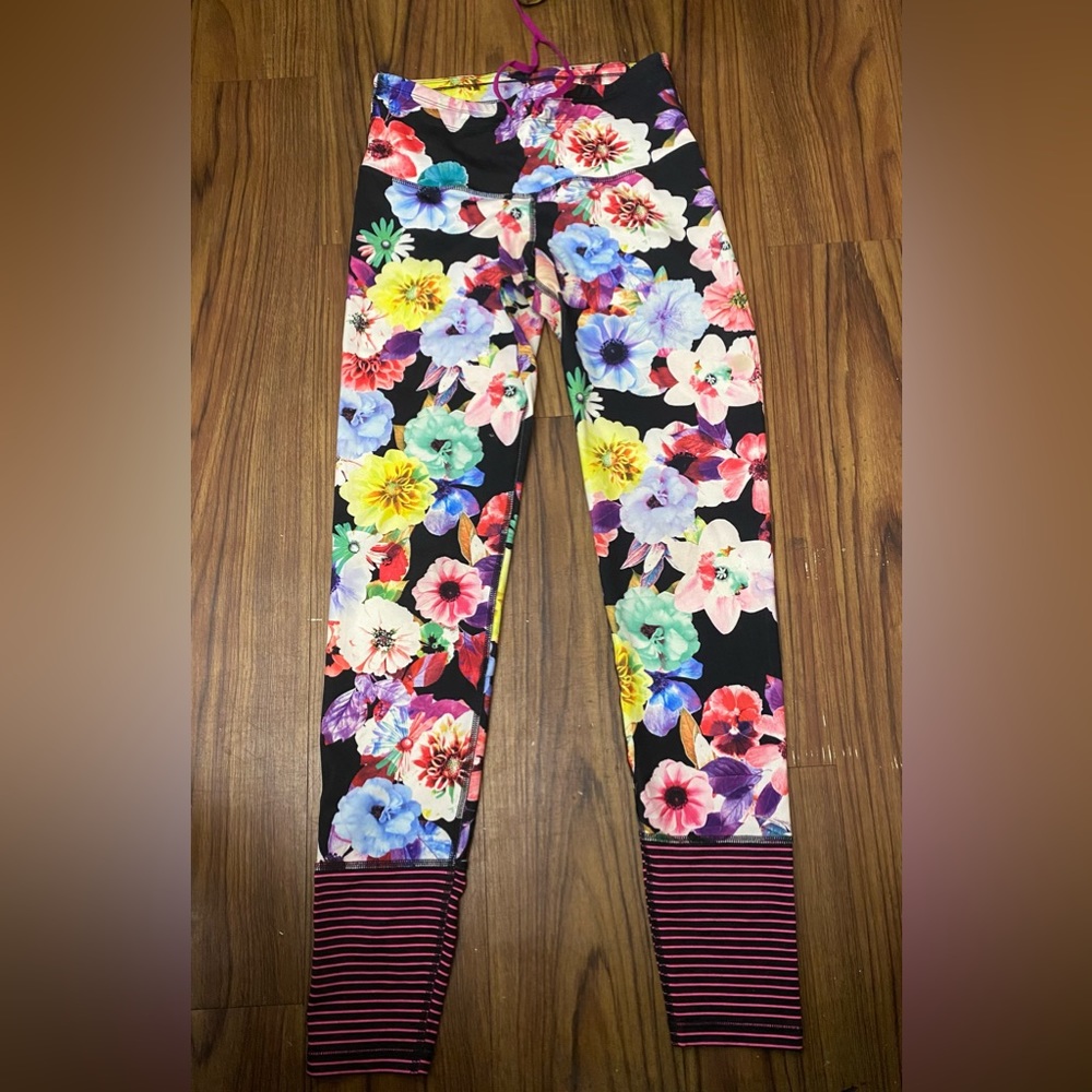 Old Navy High Rise Multicolor Floral Activewear Leggings Med